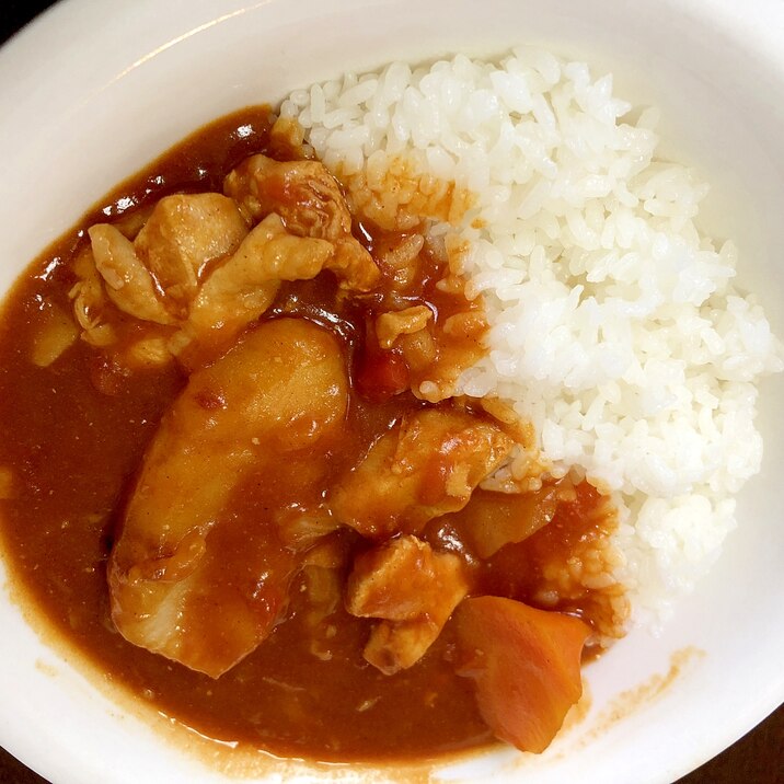 ヨーグルトチキンのトマトカレー